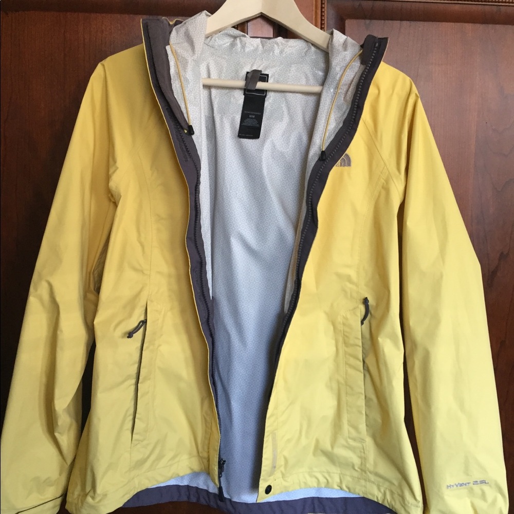 Women’s North Face Hyvent 2.5L Rain Jacket: Yellow